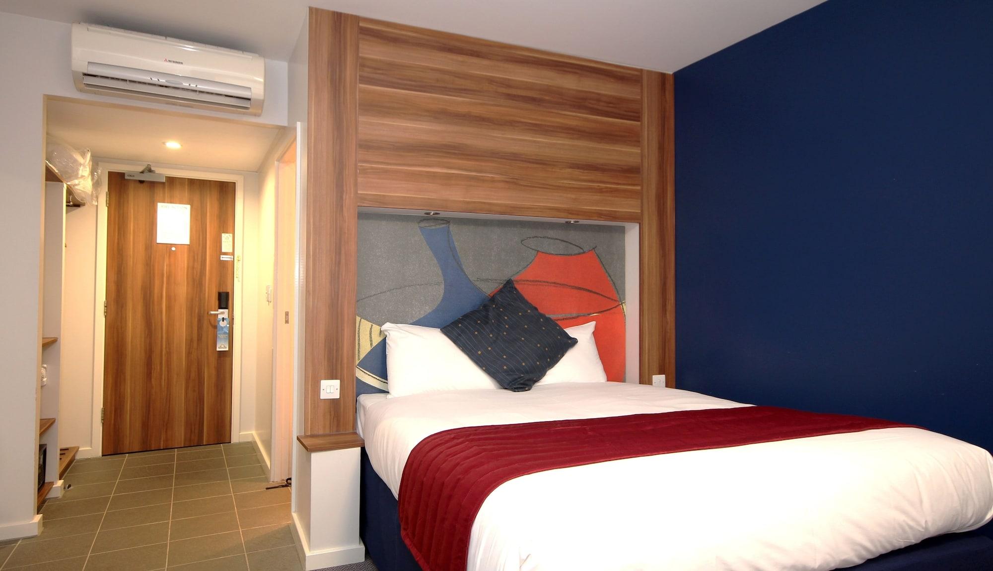 Ramada London Stansted Airport Otel Bishop's Stortford Dış mekan fotoğraf