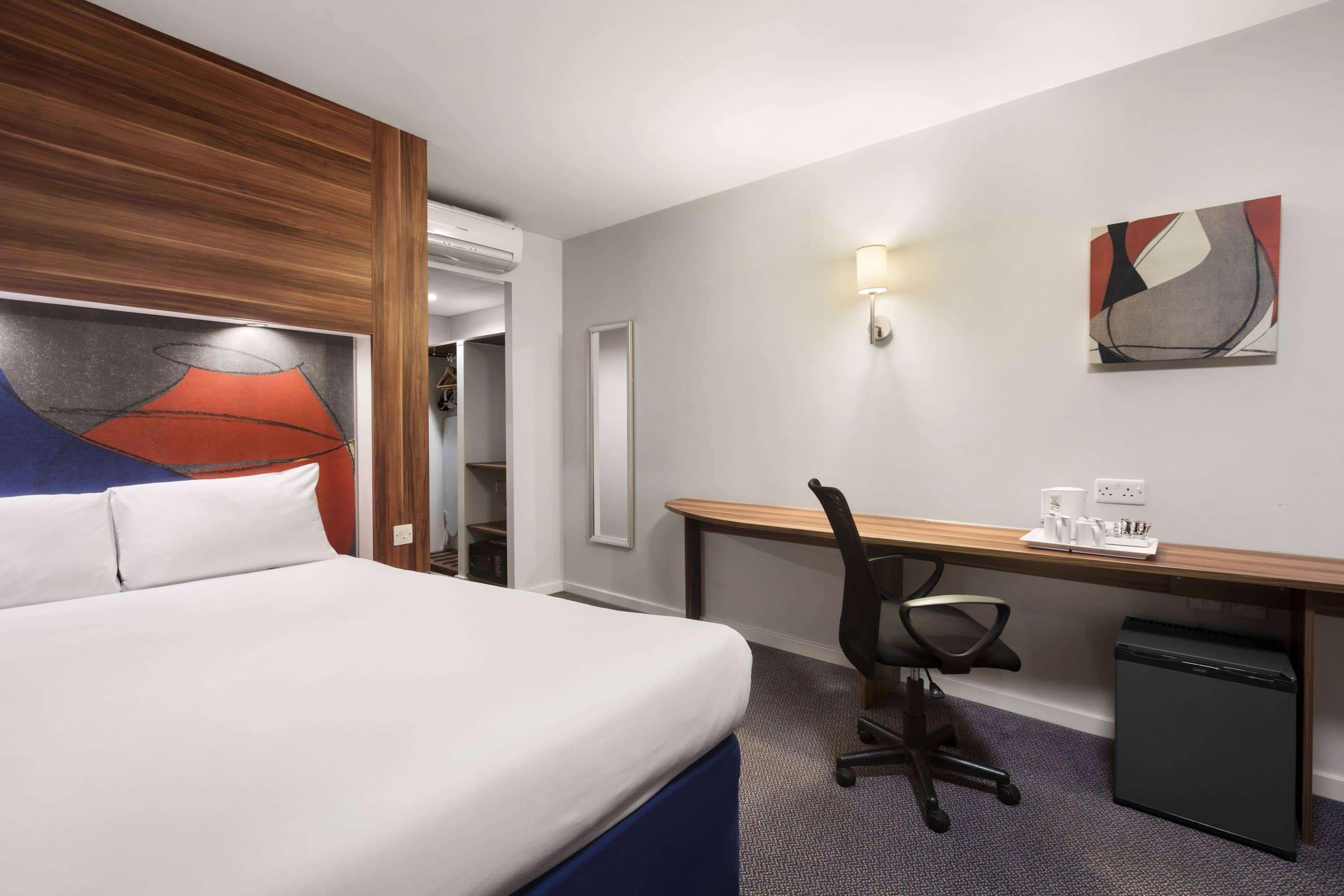 Ramada London Stansted Airport Otel Bishop's Stortford Dış mekan fotoğraf