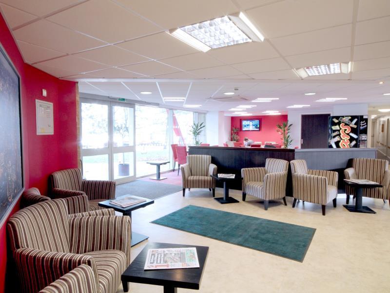 Ramada London Stansted Airport Otel Bishop's Stortford Dış mekan fotoğraf