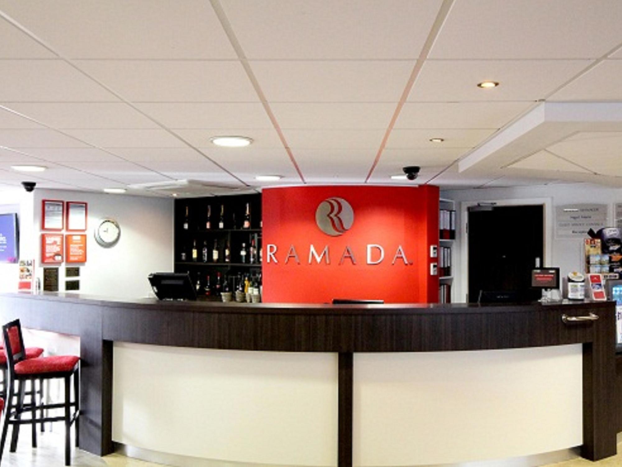 Ramada London Stansted Airport Otel Bishop's Stortford Dış mekan fotoğraf