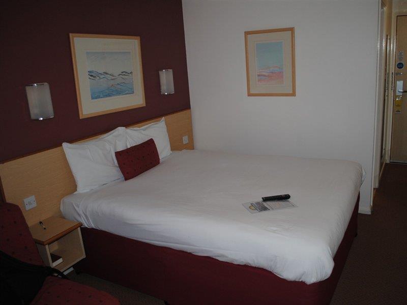 Ramada London Stansted Airport Otel Bishop's Stortford Dış mekan fotoğraf