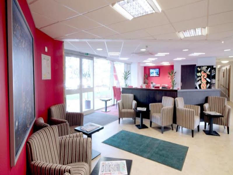 Ramada London Stansted Airport Otel Bishop's Stortford Dış mekan fotoğraf