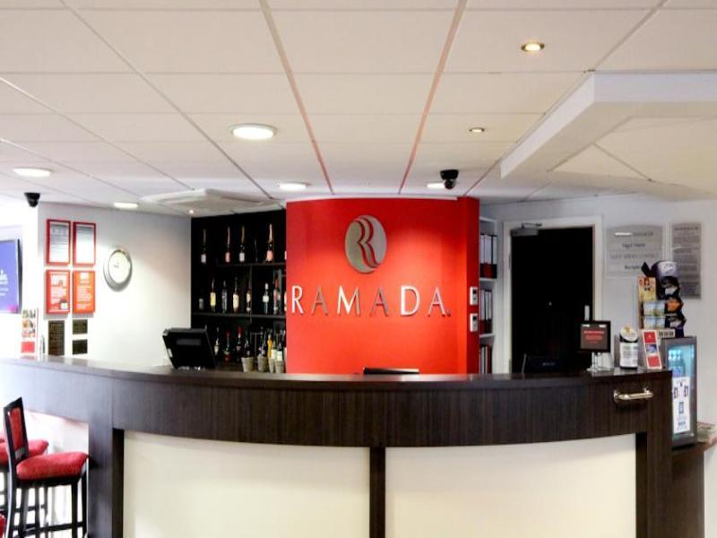 Ramada London Stansted Airport Otel Bishop's Stortford Dış mekan fotoğraf